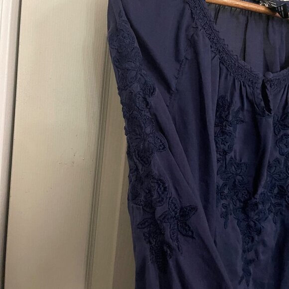 Torrid Womens Navy Blue Floral Embroidered Bohemian Sheer 3/4 Sleeve Blouse 1X - Picture 5 of 7